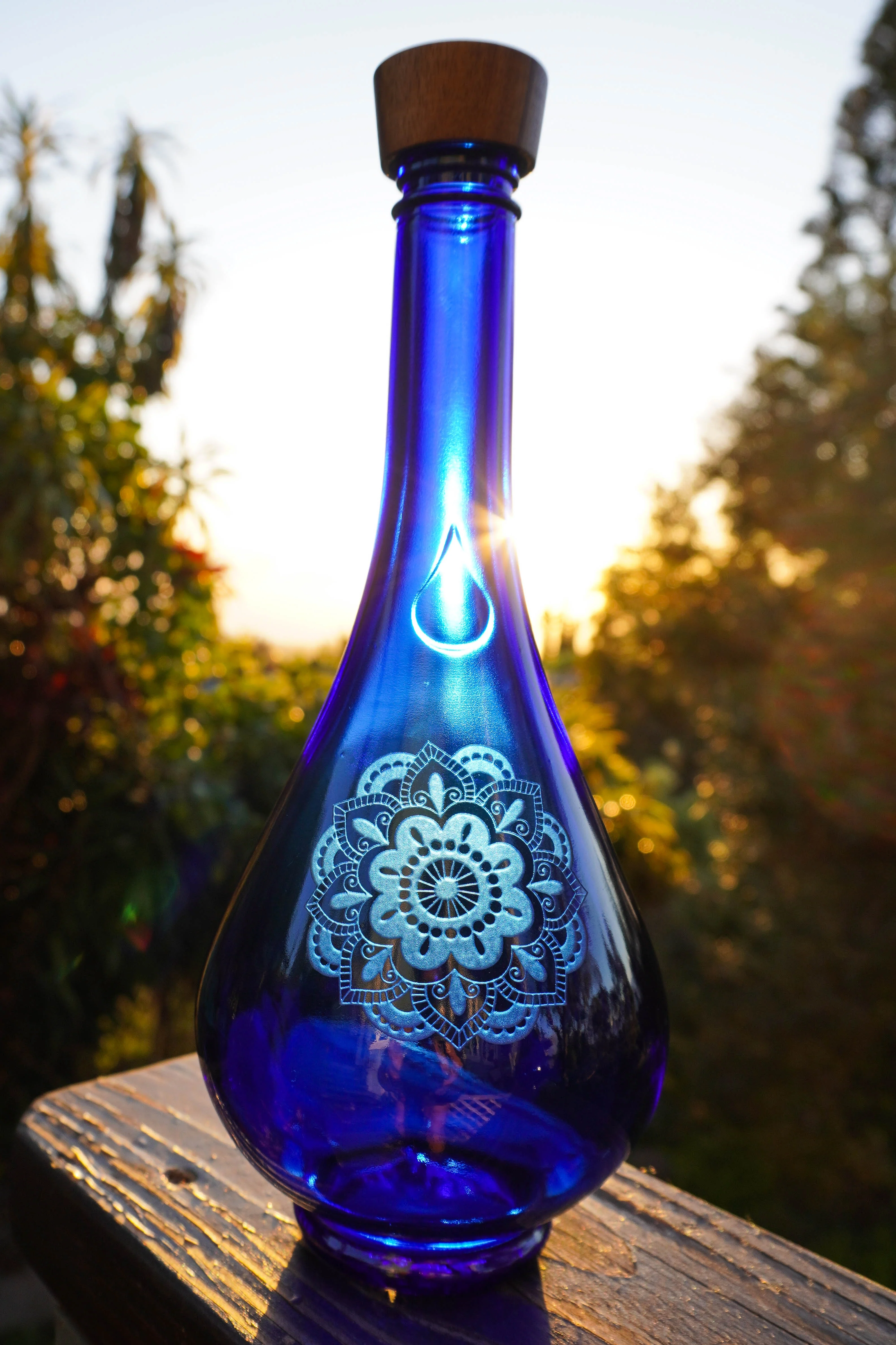 Genie LARGE Sandblasted  Water Drops 750ml/25 oz - Image 8